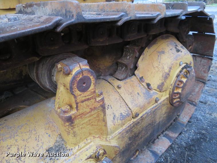 image for item DE6537 1969 Caterpillar D8H dozer