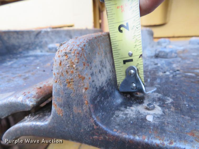 image for item DE6537 1969 Caterpillar D8H dozer