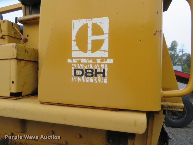 image for item DE6537 1969 Caterpillar D8H dozer