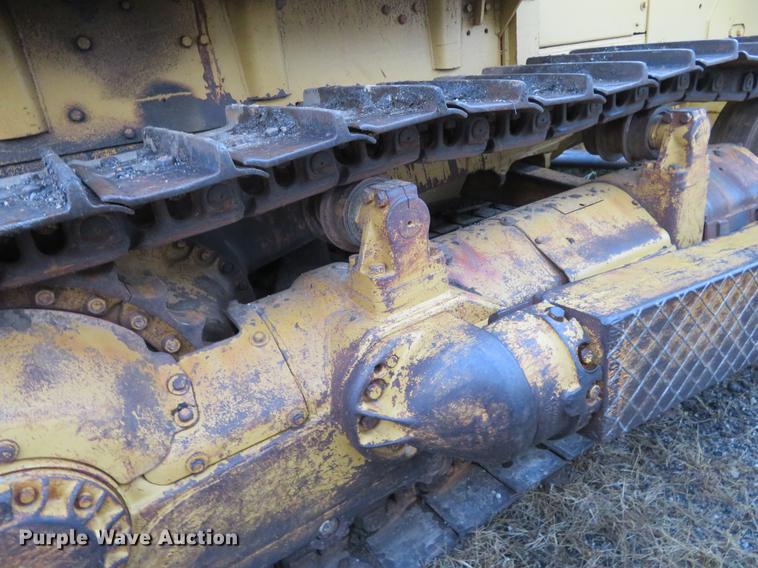image for item DE6537 1969 Caterpillar D8H dozer