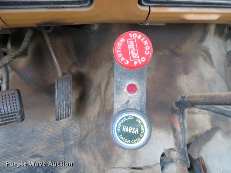 image for item DE6538 1980 Ford dump truck