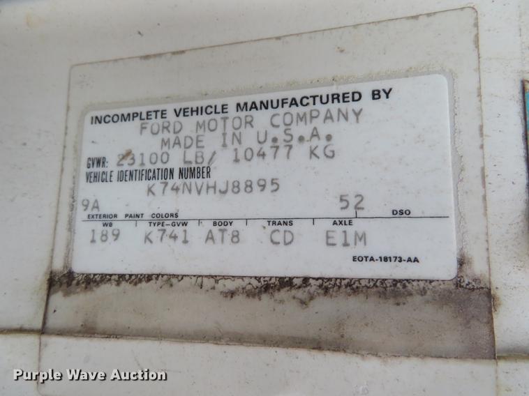 image for item DE6538 1980 Ford dump truck