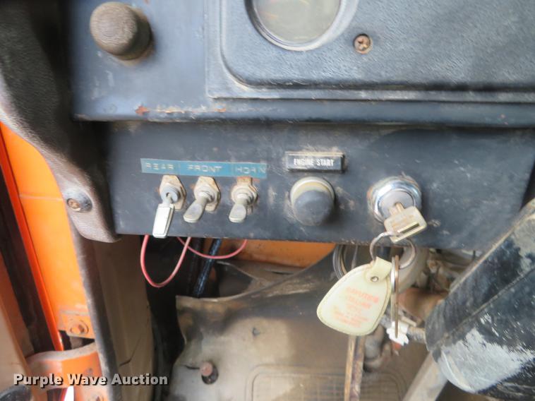 image for item DE6539 1980 International F2574 water truck