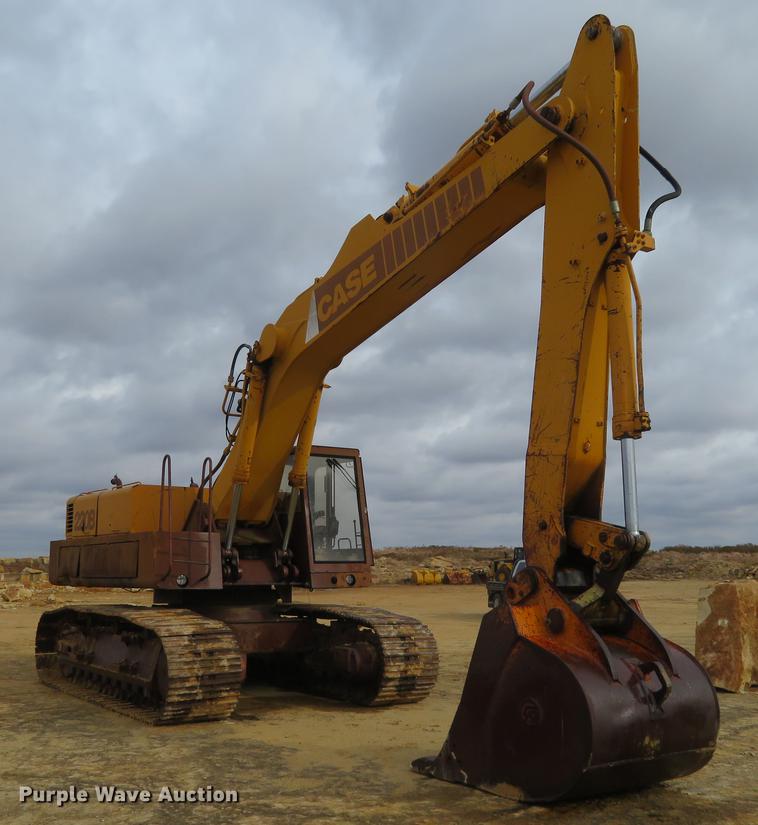 image for item DE6543 Case 220B excavator
