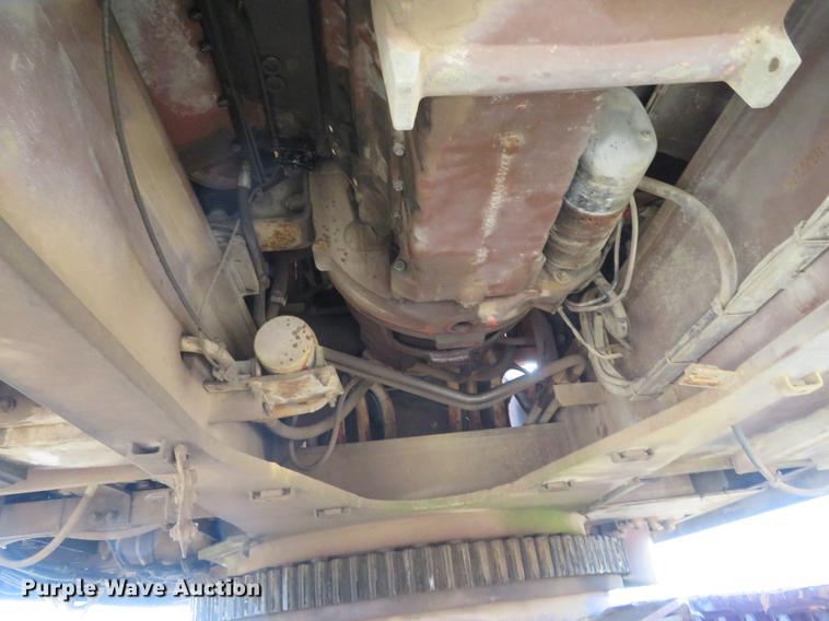 image for item DE6543 Case 220B excavator