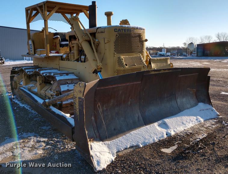 image for item DE6544 Caterpillar D8H dozer