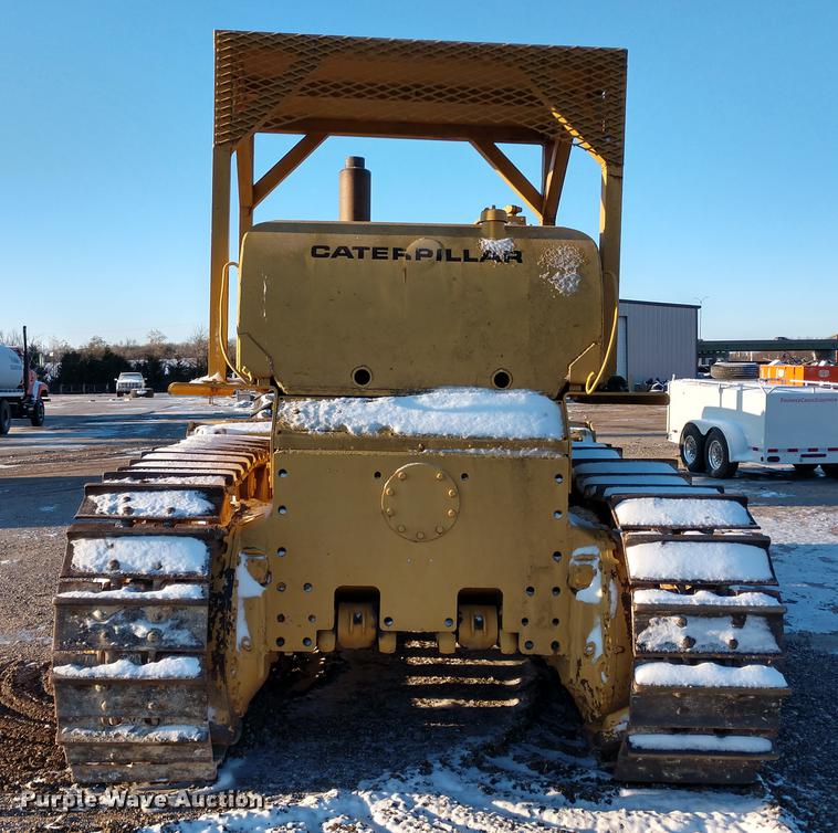 image for item DE6544 Caterpillar D8H dozer