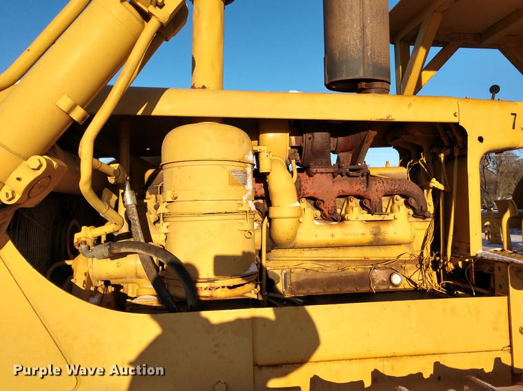 image for item DE6544 Caterpillar D8H dozer