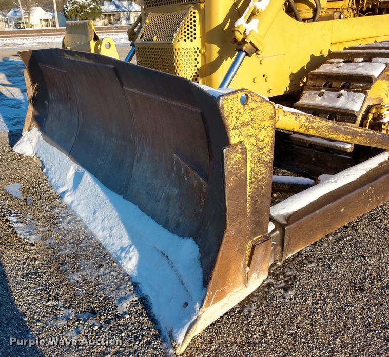 image for item DE6544 Caterpillar D8H dozer