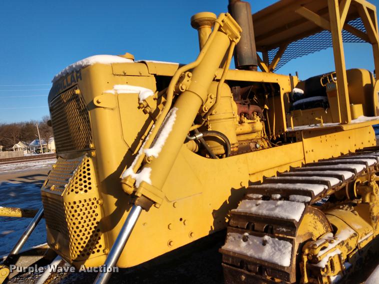 image for item DE6544 Caterpillar D8H dozer
