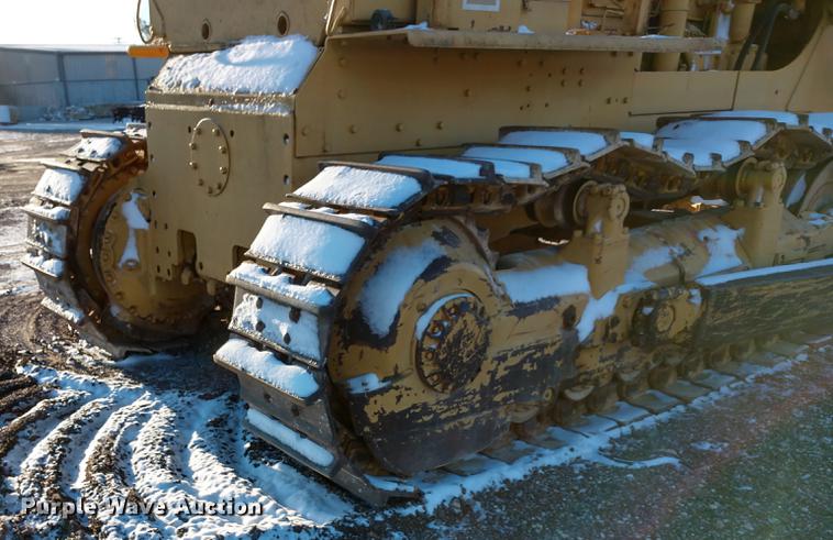 image for item DE6544 Caterpillar D8H dozer