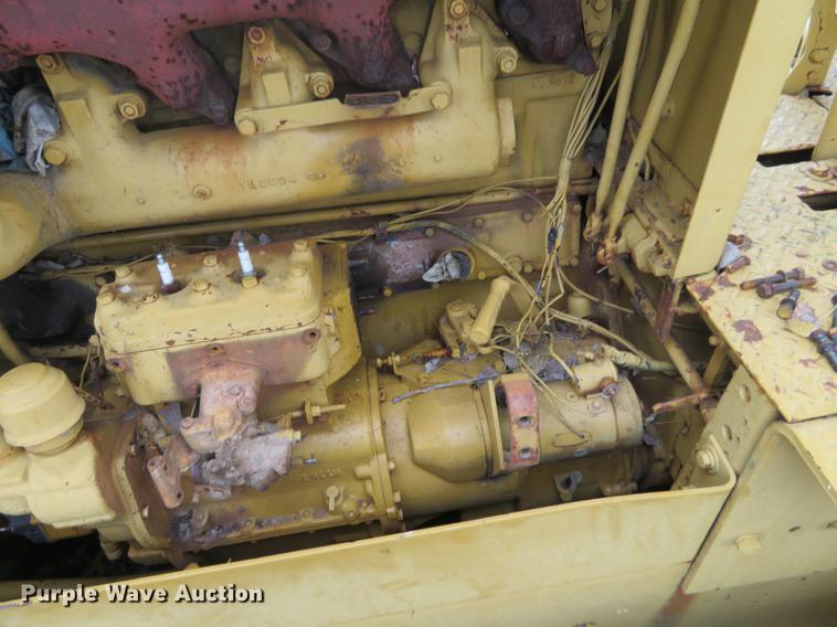 image for item DE6544 Caterpillar D8H dozer