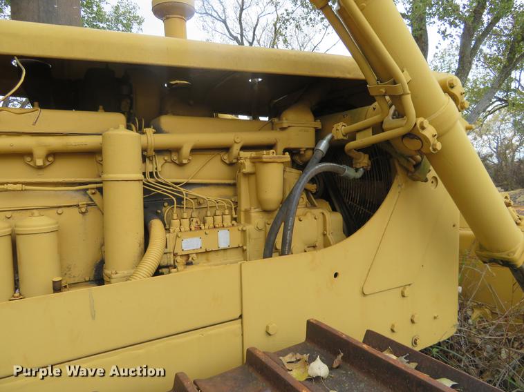 image for item DE6544 Caterpillar D8H dozer