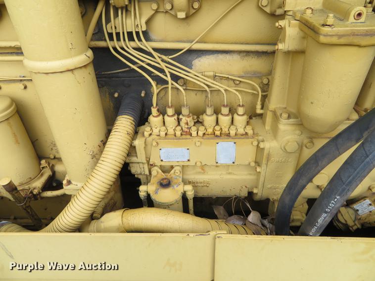 image for item DE6544 Caterpillar D8H dozer