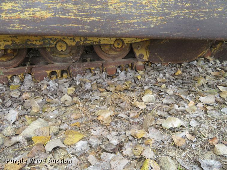 image for item DE6544 Caterpillar D8H dozer