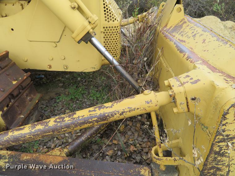 image for item DE6544 Caterpillar D8H dozer