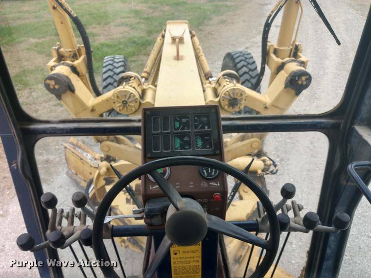image for item DE6548 1994 Galion Dresser 850 motor grader