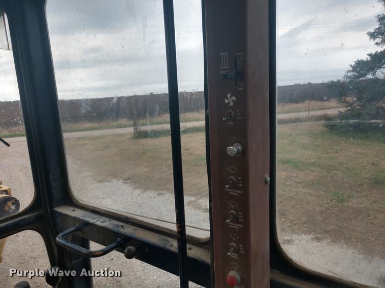 image for item DE6548 1994 Galion Dresser 850 motor grader