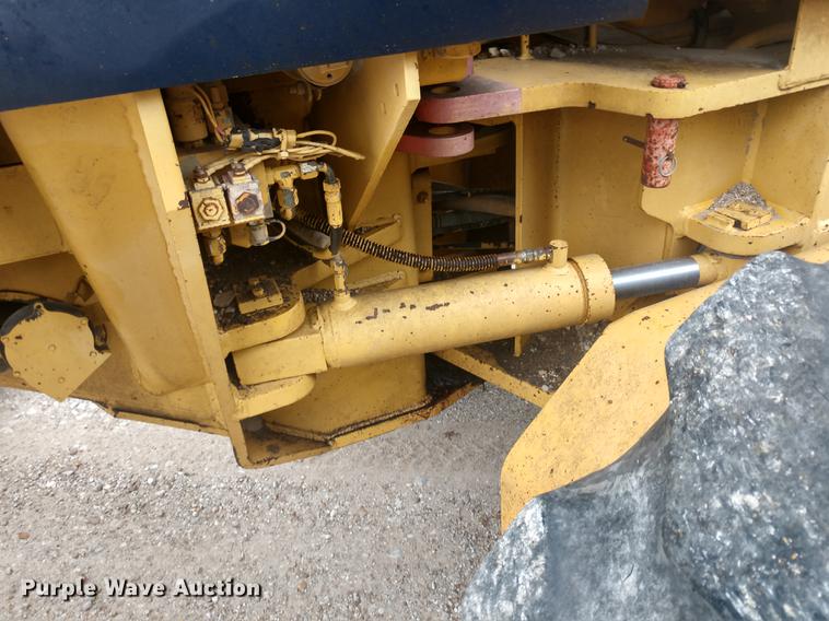 image for item DE6548 1994 Galion Dresser 850 motor grader