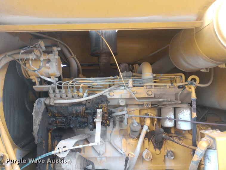 image for item DE6548 1994 Galion Dresser 850 motor grader