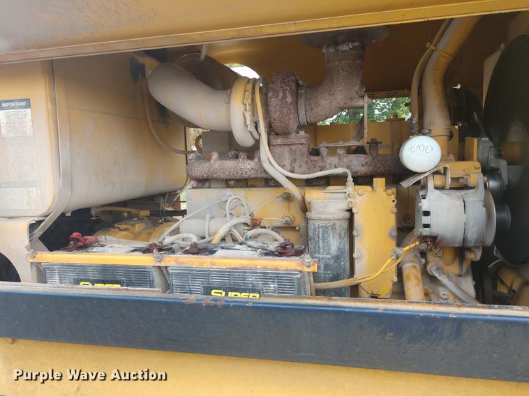 image for item DE6548 1994 Galion Dresser 850 motor grader