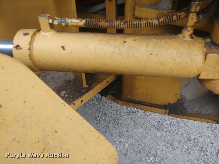 image for item DE6548 1994 Galion Dresser 850 motor grader