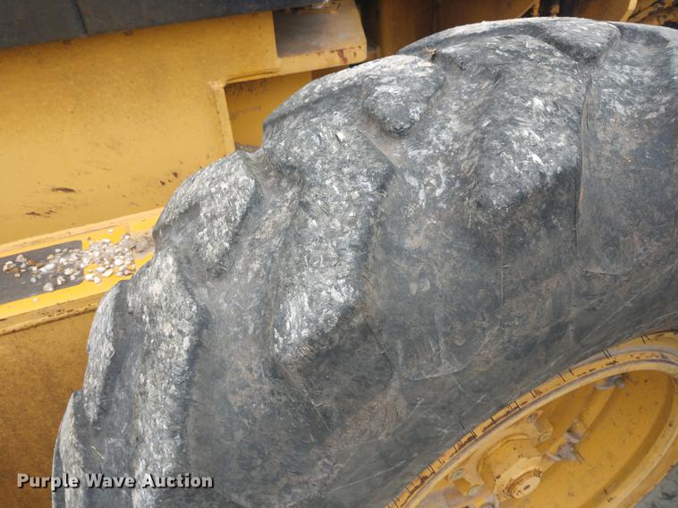 image for item DE6548 1994 Galion Dresser 850 motor grader