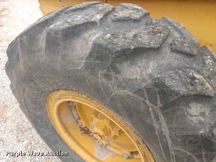 image for item DE6548 1994 Galion Dresser 850 motor grader