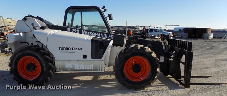 image for item DE7540 2010 Bobcat V723 telehandler