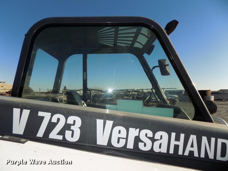 image for item DE7540 2010 Bobcat V723 telehandler