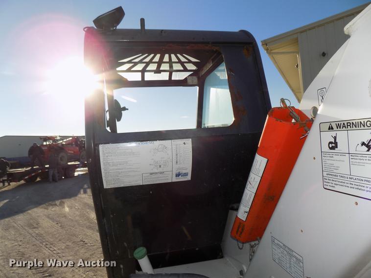 image for item DE7540 2010 Bobcat V723 telehandler