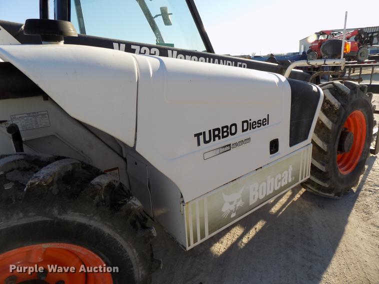 image for item DE7540 2010 Bobcat V723 telehandler