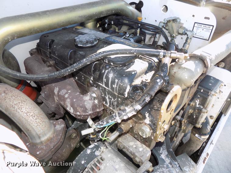 image for item DE7540 2010 Bobcat V723 telehandler