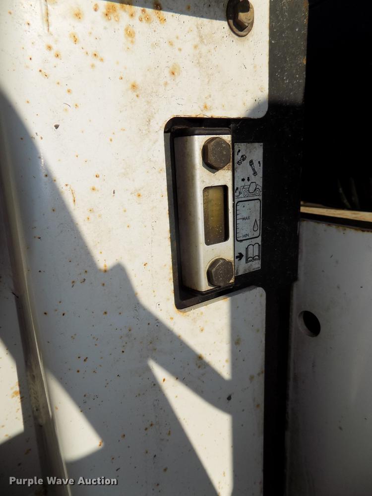 image for item DE7540 2010 Bobcat V723 telehandler