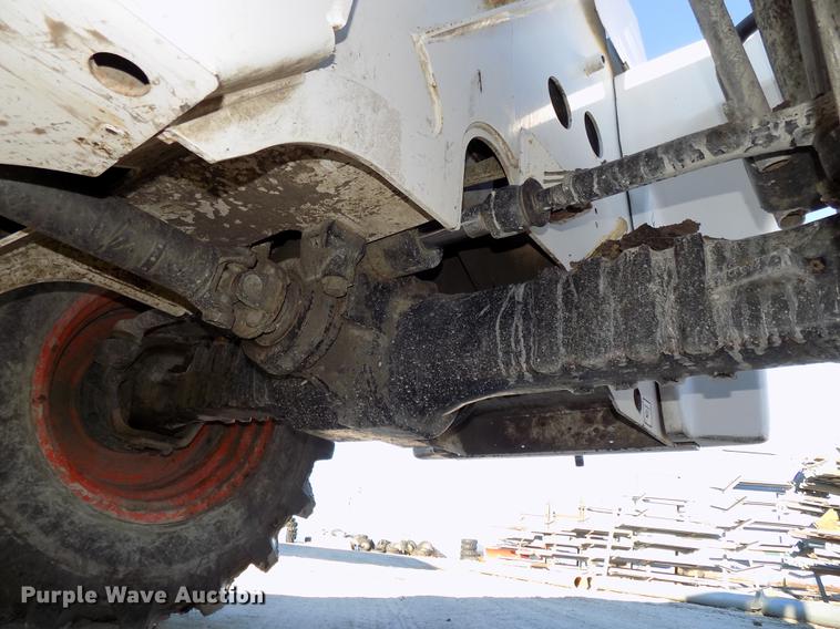 image for item DE7540 2010 Bobcat V723 telehandler