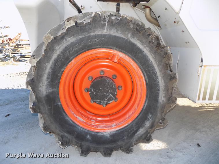 image for item DE7540 2010 Bobcat V723 telehandler