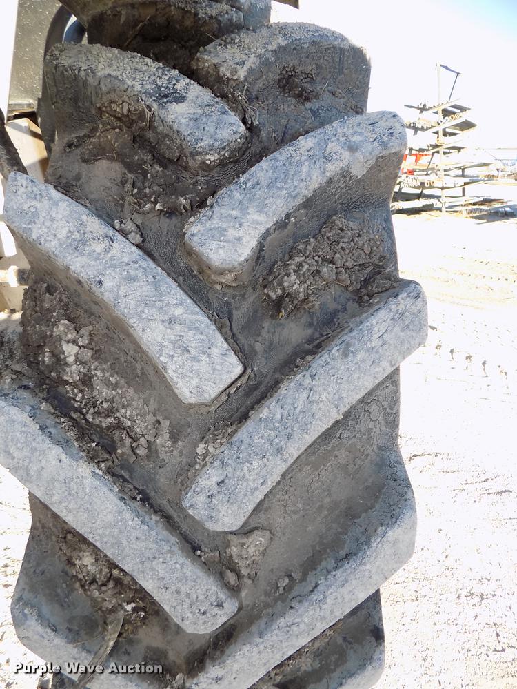 image for item DE7540 2010 Bobcat V723 telehandler