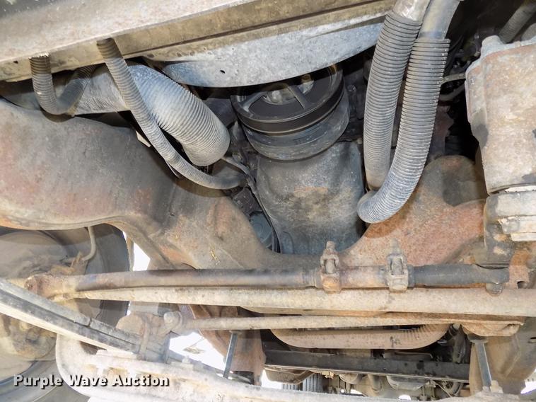 image for item DE7548 2000 Chevrolet C3500 bucket truck