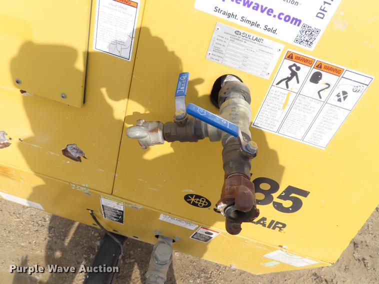 image for item DF1287 2002 Sullair air compressor