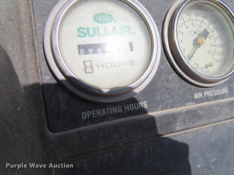 image for item DF1287 2002 Sullair air compressor
