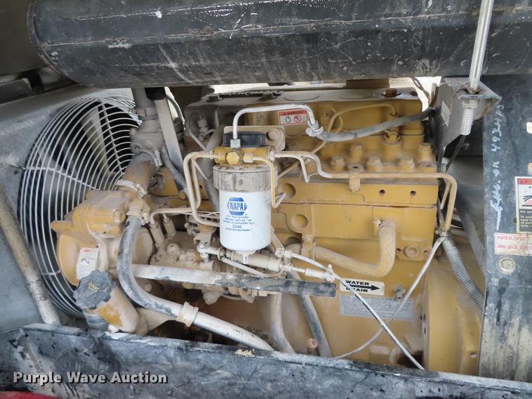 image for item DF1287 2002 Sullair air compressor