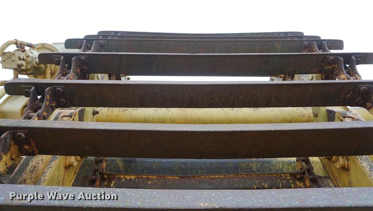 image for item DF1558 1984 John Deere 862 elevating scraper