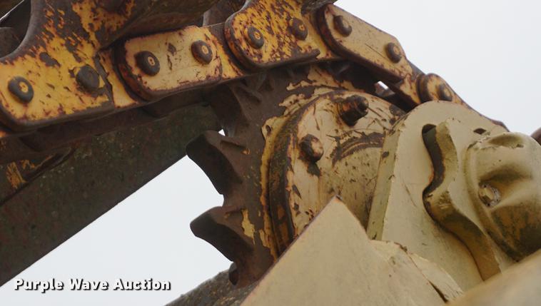 image for item DF1558 1984 John Deere 862 elevating scraper