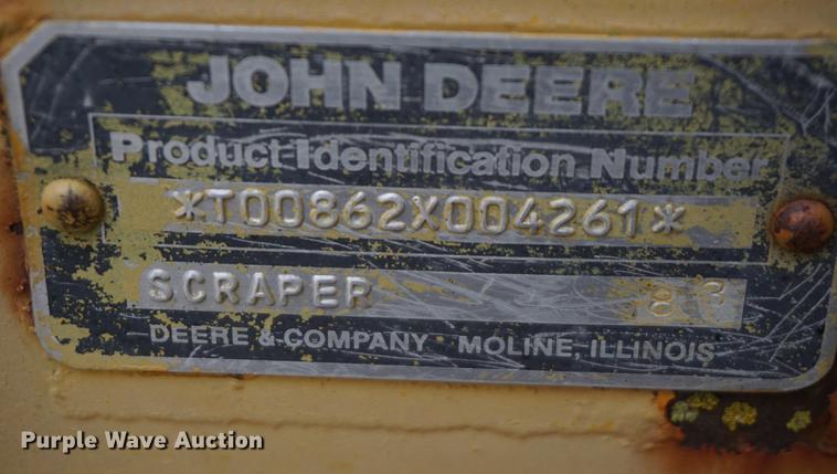 image for item DF1558 1984 John Deere 862 elevating scraper