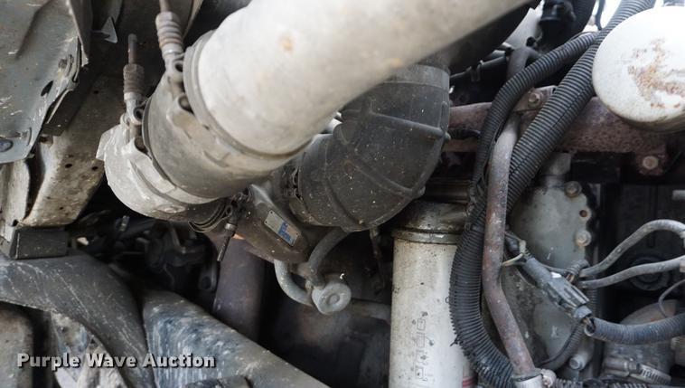 image for item DF1559 1995 Ford L8000 vacuum truck