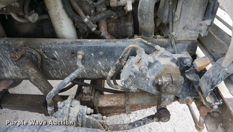 image for item DF1559 1995 Ford L8000 vacuum truck