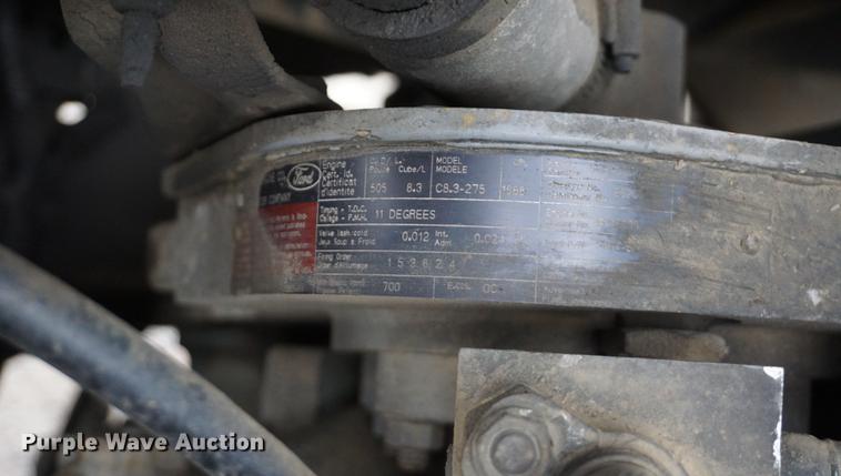 image for item DF1559 1995 Ford L8000 vacuum truck