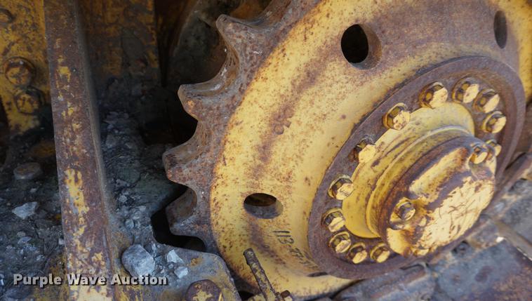 image for item DF1564 1999 Komatsu D31E-20 dozer