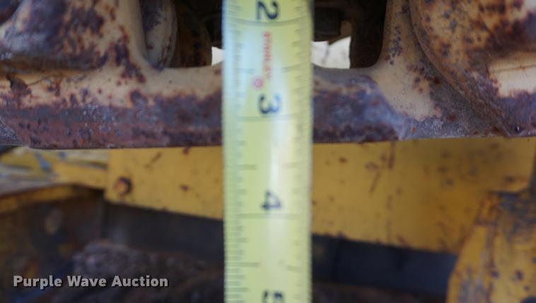 image for item DF1564 1999 Komatsu D31E-20 dozer