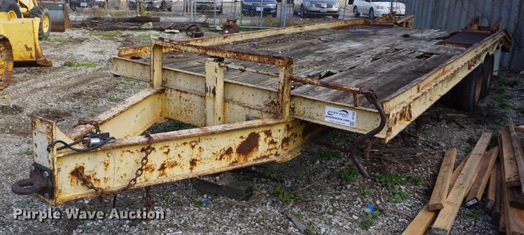 image for item DF1565 1986 CZ CZ20RT equipment trailer